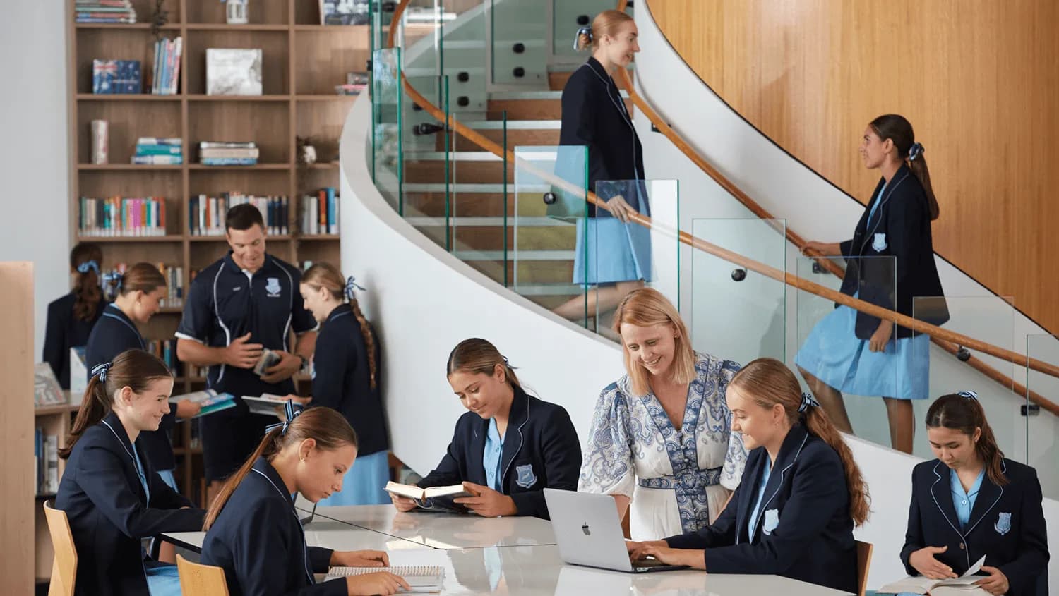 Iona Presentation College